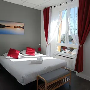 Entre Lacs Et Volcans Mini-hôtel Aydat
